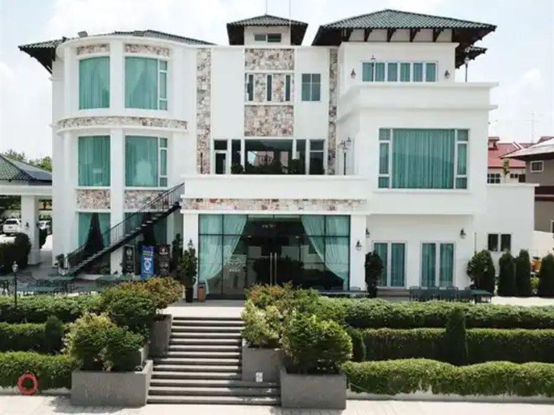 Casa Bianca Hotel Kluang Eksteriør billede