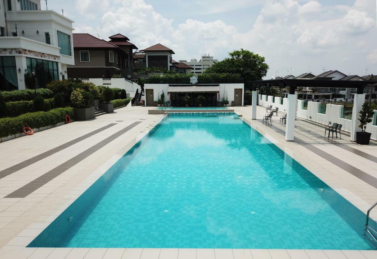 Casa Bianca Hotel Kluang Eksteriør billede